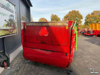 Distributeur de fourrage en bloc Strautmann BVW blokkenwagen