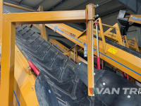 Elevateur répartiteur télescopique Breston Z15-80XW Hallenvuller