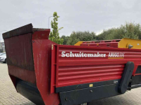 Distributeur de fourrage en bloc Schuitemaker Amigo 30W Blokkendoseerwagen