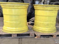 Roues, Pneus, Jantes, Barillets Jumelage Molcon 30 x  32  steek 221-275-8  ET -35