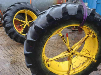 Roues, Pneus, Jantes, Barillets Jumelage Vredestein 16.8 R38