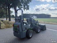 Chargeuse sur pneus WCM L1460 mini shovel perkins