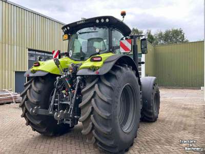 Tracteur Claas Axion 830 Night Edition