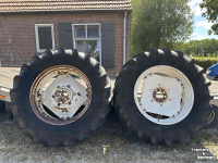 Roues, Pneus, Jantes, Barillets Jumelage Ford 18.4R38