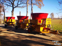 Distributeur de paille pour des logettes Haybuster H-835
