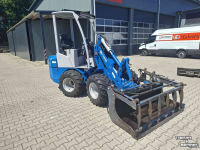 Chargeuse sur pneus Quappen Q27 minishovel