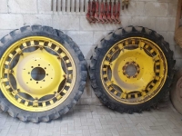 Roues, Pneus, Jantes, Barillets Jumelage  Te koop Banden kijk onze site