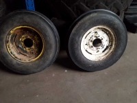 Roues, Pneus, Jantes, Barillets Jumelage  Te koop Banden kijk onze site
