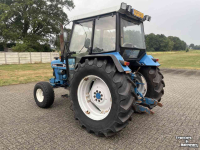 Tracteur Ford 4830 16-speed dual power