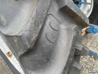 Tracteur Ford 4830 16-speed dual power