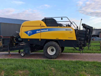 Presses New Holland Bb9060