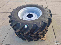 Roues, Pneus, Jantes, Barillets Jumelage BKT 460/85R38 en 380/85R28 BKT Agrimax