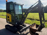 Mini pelleteuse Volvo EC18D