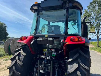 Tracteur  ArmaTrac 1054e+