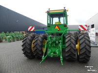 Tracteurs anciens John Deere 7520