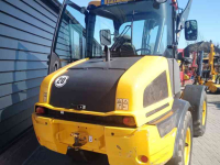 Chargeuse sur pneus JCB 409