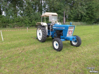 Tracteur Ford 4000