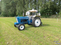 Tracteur Ford 4000