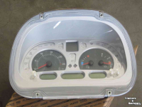 Tracteur Steyr Dashboard - instrumentenpaneel STEYR :  CNH Parts nr:47383690