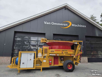 Distributeur de paille pour des logettes Haybuster H-1030 strohakselaar elektrisch