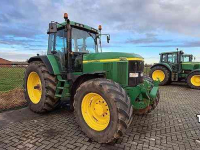 Tracteur John Deere 7710