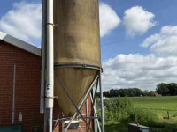 Silo pour aliments concentrés  8 ton voersilo - polyester