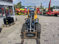 Chargeuse sur pneus Giant 451 T