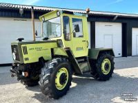 Tracteur Mercedes Benz MB Trac 900