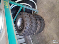 Roues, Pneus, Jantes, Barillets Jumelage BKT 4-gaats velg met banden 7.00R12
