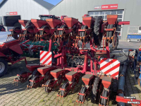 Semoir monograine Accord Bietenzaaimachine hydraulisch opklapbaar