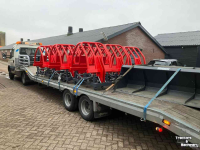 Autres pièces d’équipement et accessoires  Aanbouwdelen Grondbakken puinrieken tegelrieken vlakramen balenklemmen palletvorken