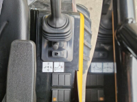 Chargeuse sur pneus Giant G 2300 HD