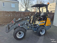 Tombereau sur pneus Giant G2300 HD extra