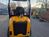 Tombereau sur pneus Giant G2300 HD extra