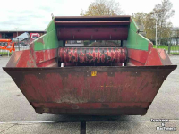 Distributeur de fourrage en bloc Strautmann UBVW