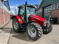 Tracteur Massey Ferguson 5445