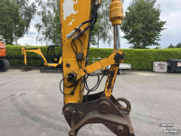 Pelles sur pneus JCB JS130W