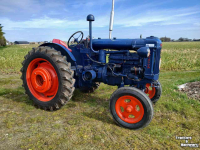 Tracteur Fordson P6