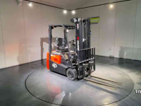 Chariot élévateur EP Equipment CPD18TVL