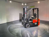 Chariot élévateur EP Equipment CPD18TVL