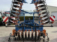 Bineuse Schmotzer 3x2.25 en 3x1.50 Uienschoffels met camera
