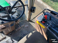 Tracteur John Deere 7600 Tractor