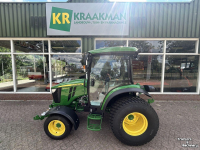 Tracteur pour vignes et vergers John Deere 4066R