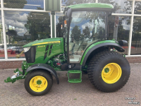 Tracteur pour vignes et vergers John Deere 4066R