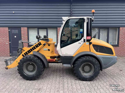 Chargeuse sur pneus Liebherr L506C