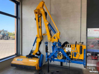 Bras avec tondeuse à fléaux Bomford Kestrel EVO S 5.0 VFA + ProTrim 1,2 klepelmaaier
