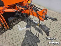 Combinaison faucheuse-aspirateur Schouten Panda P 1806