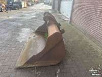 Godets  Slotenbak CW30