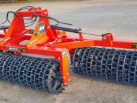 Combination de préparation du lit de semence ADV Technik Crosskillrol ringen 50 cm TOTALROL concept