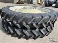 Roues, Pneus, Jantes, Barillets Jumelage BKT 300/95 R52 270/95 R38